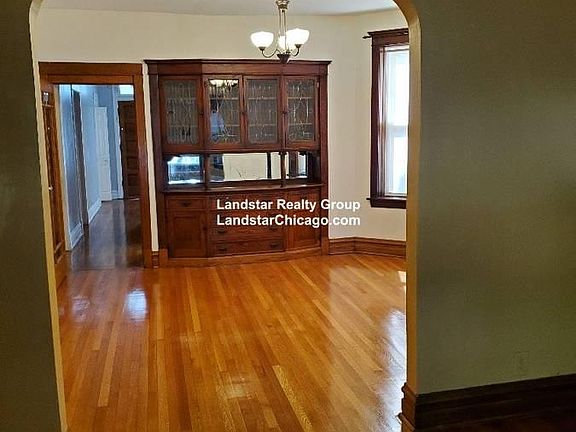 2nd image of 4723 N Troy St #1