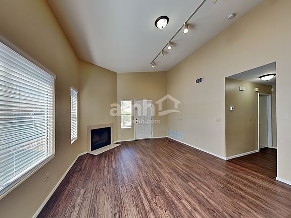 3rd image of 3417 W Avenida Esperanza