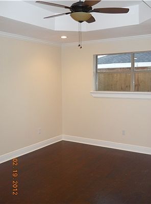 4th image of 4933 Meadowbank Dr