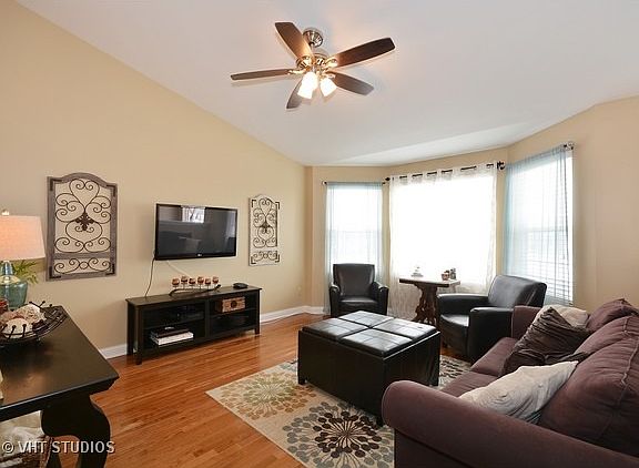 4th image of 305 Hidden Creek Ln