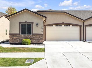 3019 S Dennis Pl, Kennewick, WA 99337