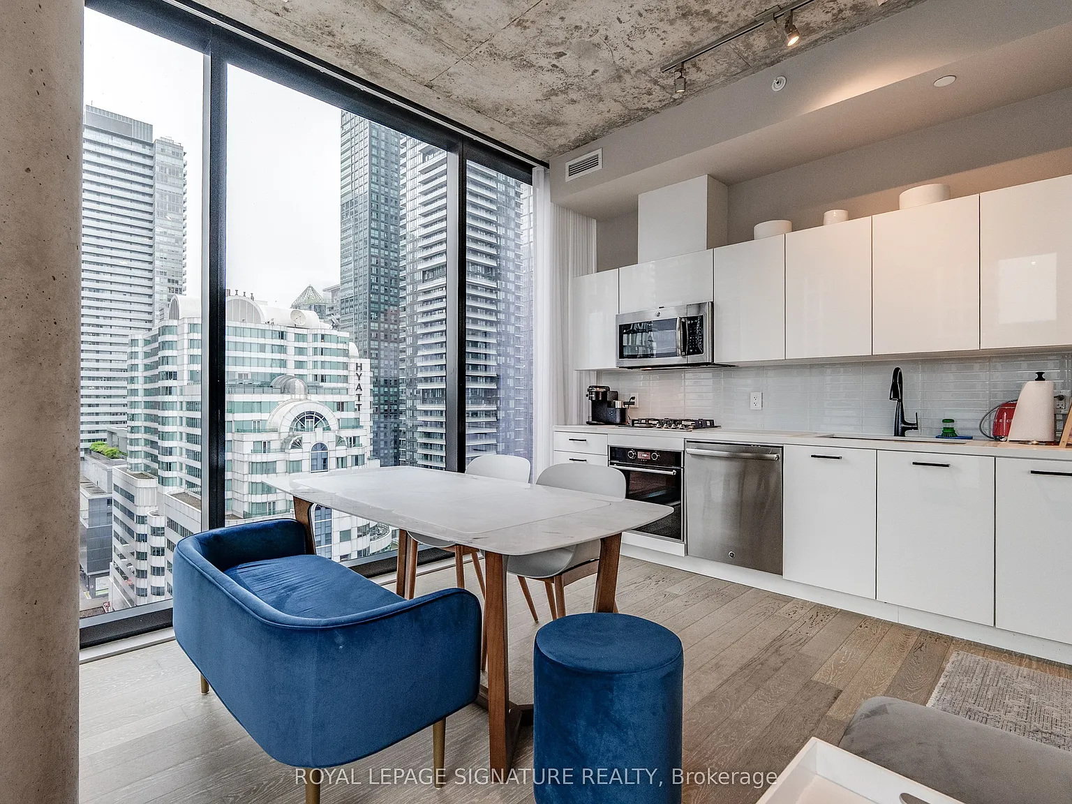 2 bed, $4,000 — Photo 3