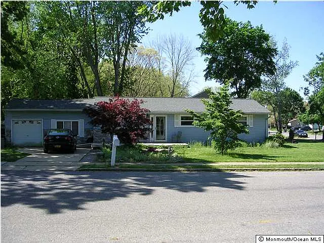 23 Woodside Dr photo 1