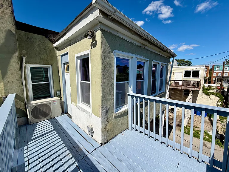 809 Brooks Ln #2 — Photo 25
