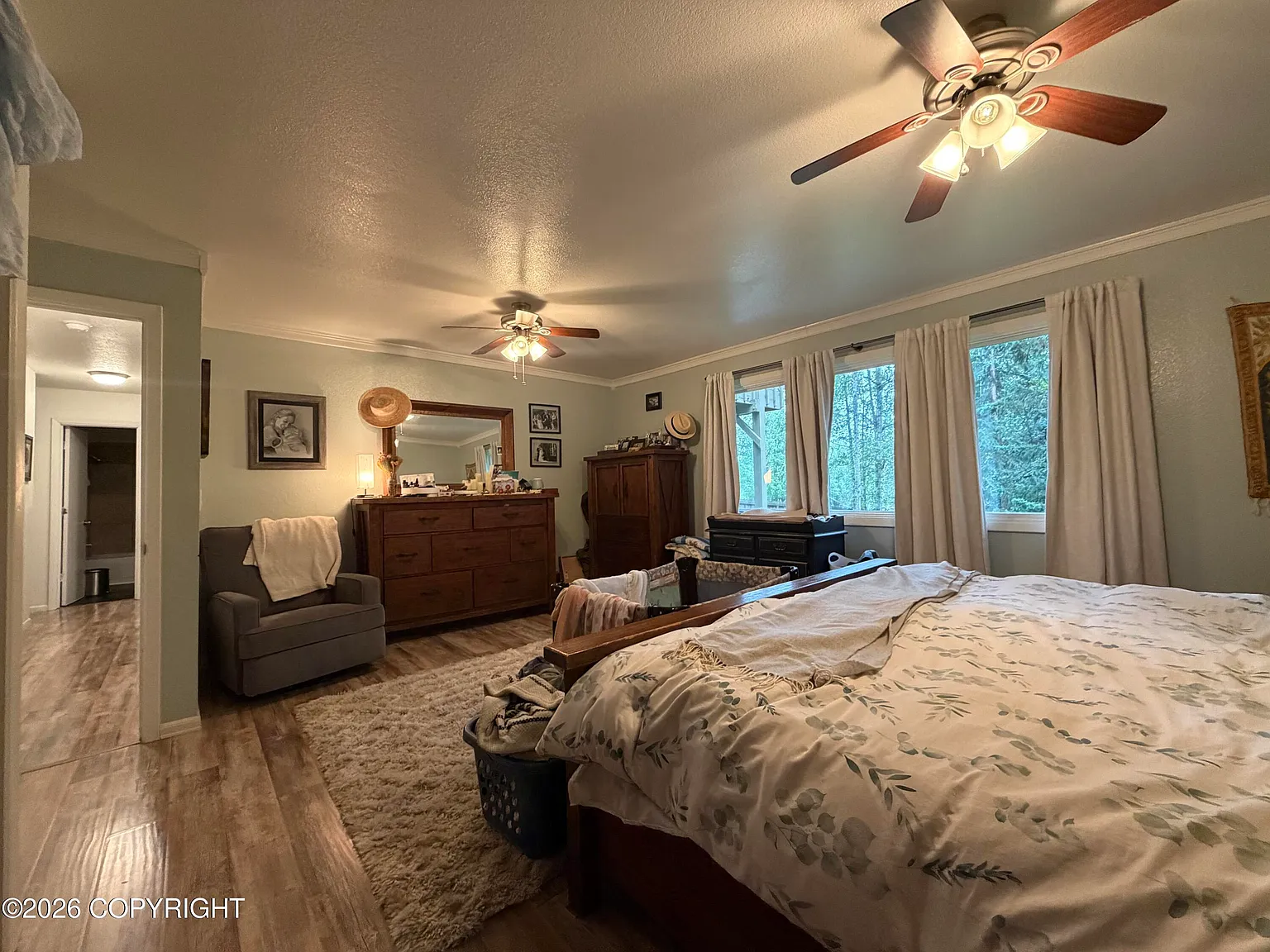 3 bed, 2.5 bath, 2018 sqft, $3,200 — Photo 2