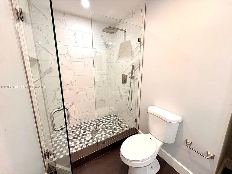 11196 Longboat Dr — Photo 16