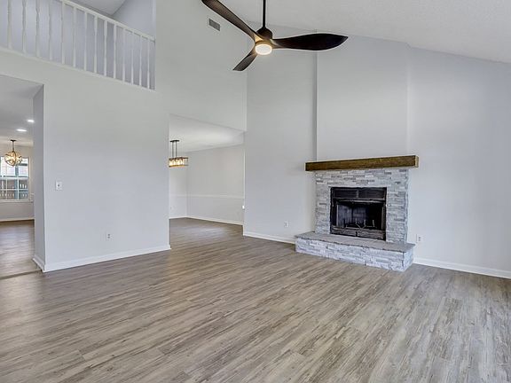 3rd image of 1914 Salisbury Way