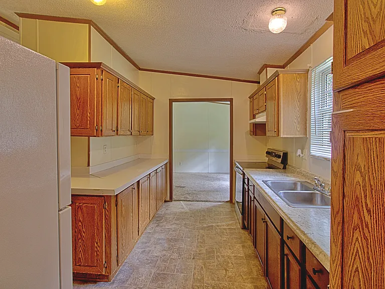 235 Fleming Loop Rd — Photo 9