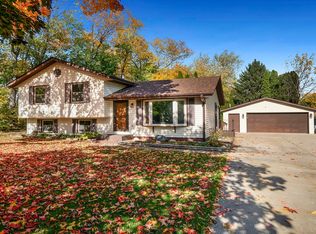 402 Mallard Rd, Winnebago, IL 61088