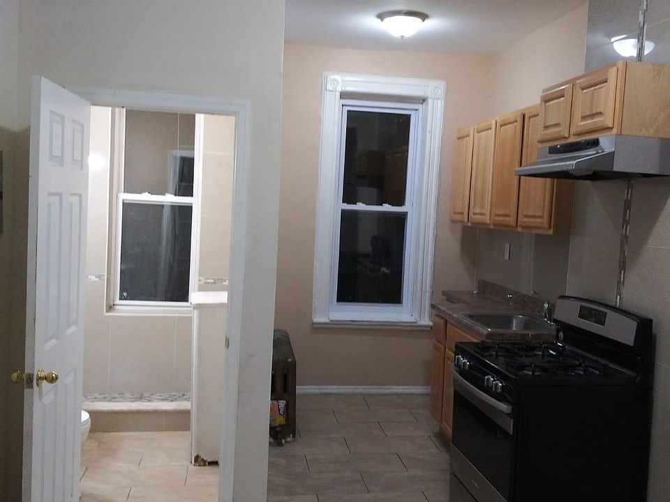 NOTE: all rooms have been painted and cleaned since photos