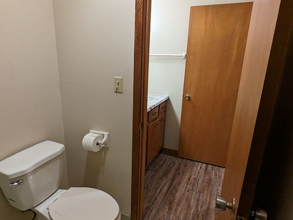 5th image of 1005 S East St #207