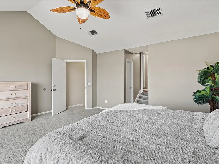 21812 Frio Dr — Photo 25