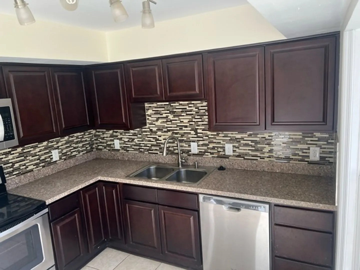 For Rent Virginia Beach! — Photo 4