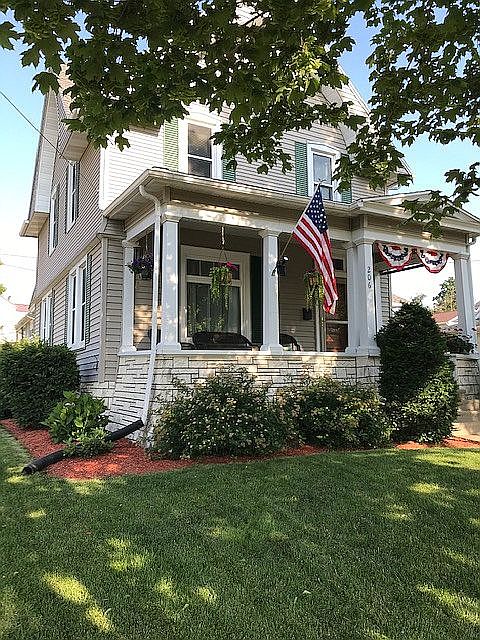 Beautiful 1900s Home