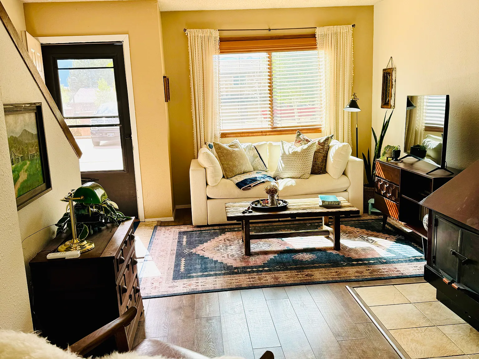 9 Granada Ct — Photo 1