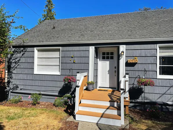 10536 Linden Ave N #B, Seattle, WA 98133