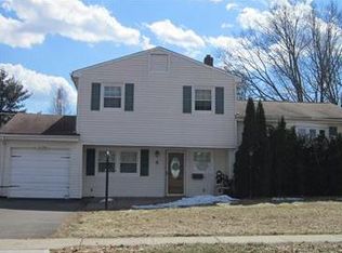 4 Barrie Rd, East Brunswick, NJ 08816