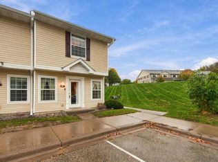 1890 Fisher Way UNIT F, River Falls, WI 54022