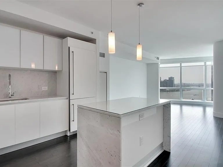 77 Hudson St #3408 — Photo 1