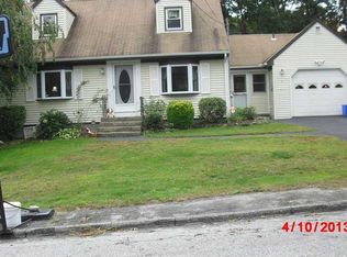 5 Walnut Hill Rd, Coventry, RI 02816