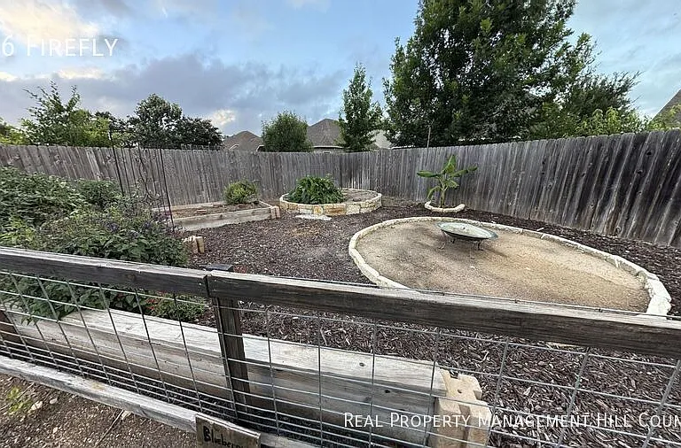 106 Firefly Ct — Photo 32