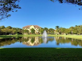 3915 Passion Flower Rd, Pompano Beach, FL 33073