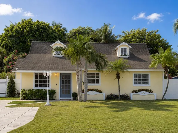 7416 Overlook Dr, Lake Worth, FL 33467