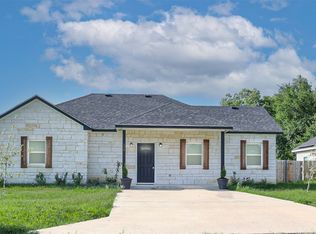 308 NW 1st St, Kerens, TX 75144