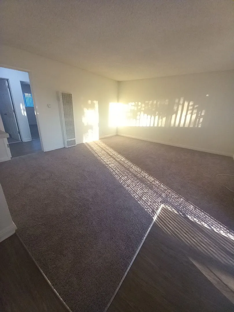 143 - Colima Villas Apartments — Photo 1