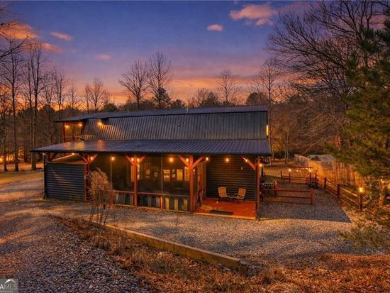 110 Old Indian Trl, Blue Ridge, GA 30513
