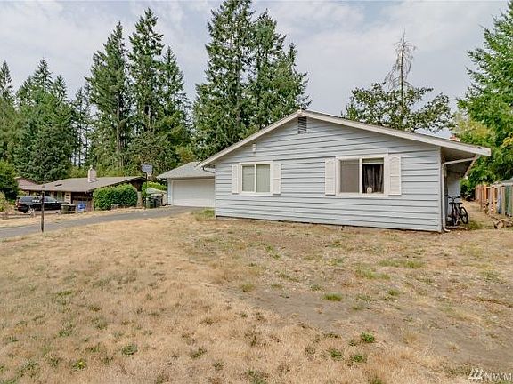 2nd image of 7040 Sierra Dr SE