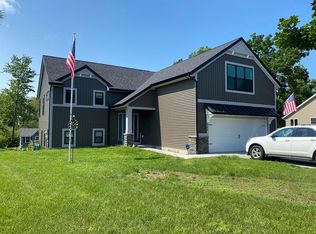208 Apollo Pl, Wayland, MI 49348