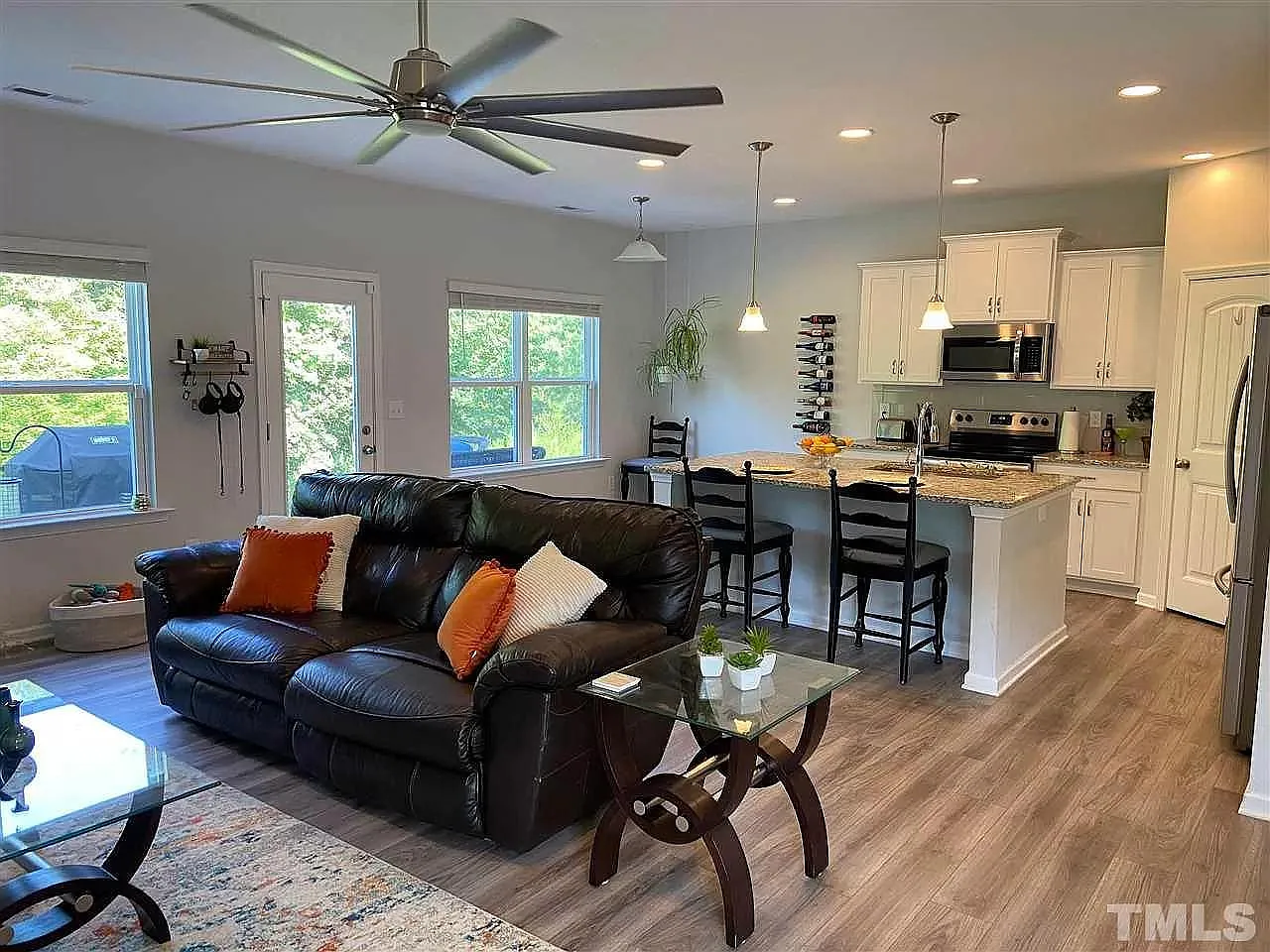 4420 Captain Falls Dr — Photo 2