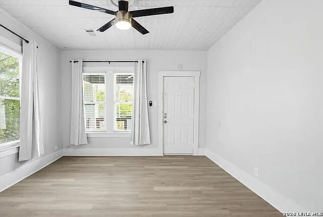 1307 Kayton Ave — Photo 16