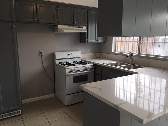 1st image of 26821 Mossway Dr