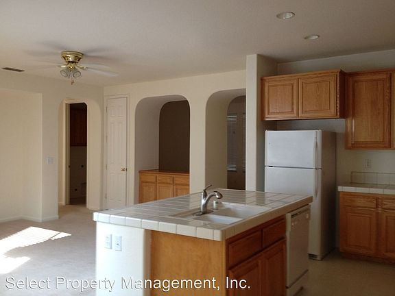5th image of 558 Davenport Way