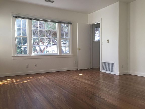 2nd image of 425 E Anapamu St APT D