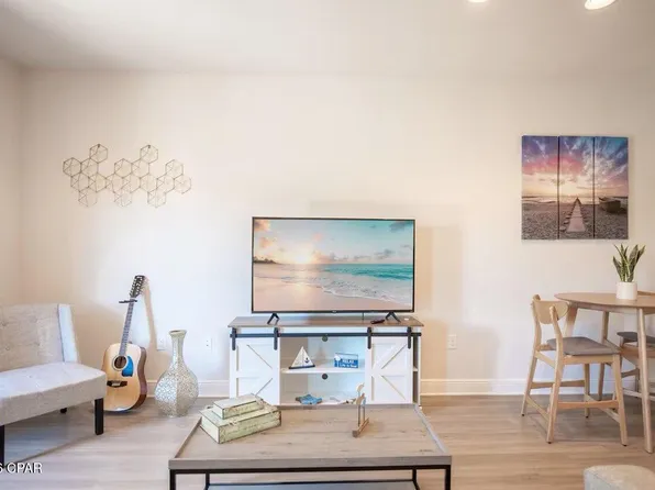 1887 Pointe Dr, Panama City Beach, FL 32407