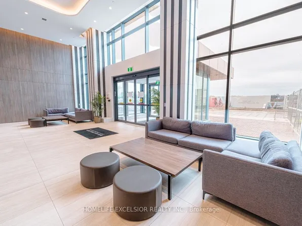 220 Missinnihe Way, Mississauga, ON