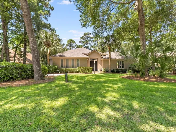 614 Colonial Dr, Hilton Head Island, SC 29926