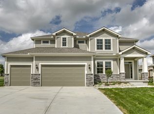 22542 S Roosevelt St, Spring Hill, KS 66083