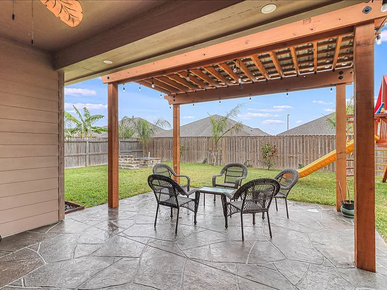 7938 Fort Griffen Dr — Photo 31