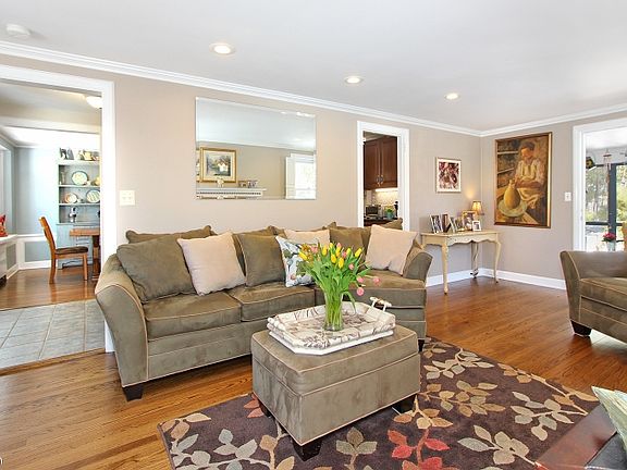 3rd image of 60 McKinley Ave