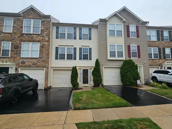 213 Windsor Ct, Quakertown, PA 18951