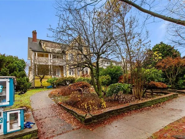 2770 Cambridge St, Vancouver, BC V5K 1L7