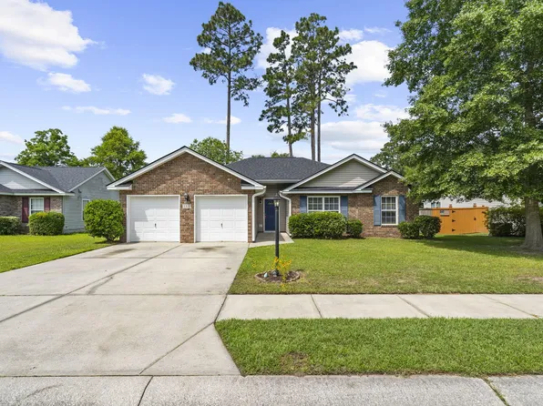 1311 Lantern Rd, Summerville, SC 29486