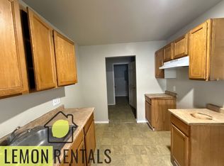 1204 S 7th St, Yakima, WA 98901