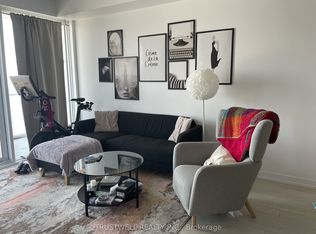 488 University Ave #2605, Toronto, ON M5G 0C1