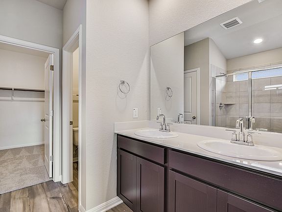 The Briscoe 820 Floorplan