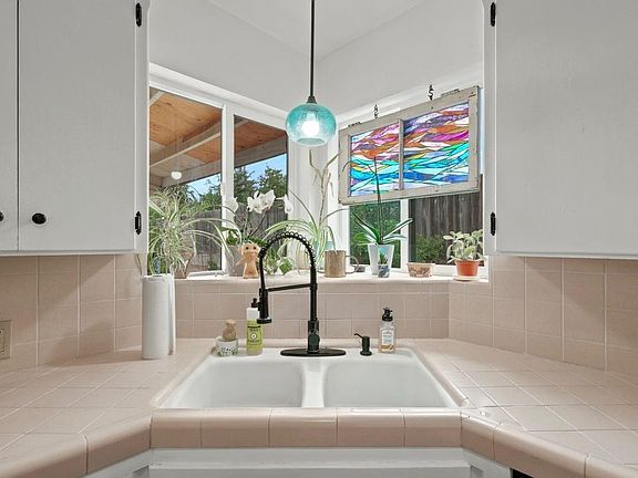 3rd image of 777 Seventh Street